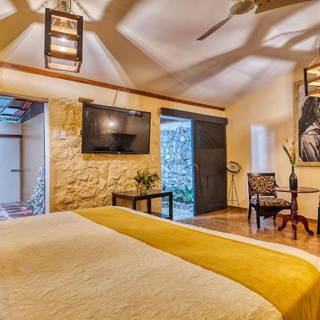 Atlantida Lodge Cahuita Eksteriør bilde