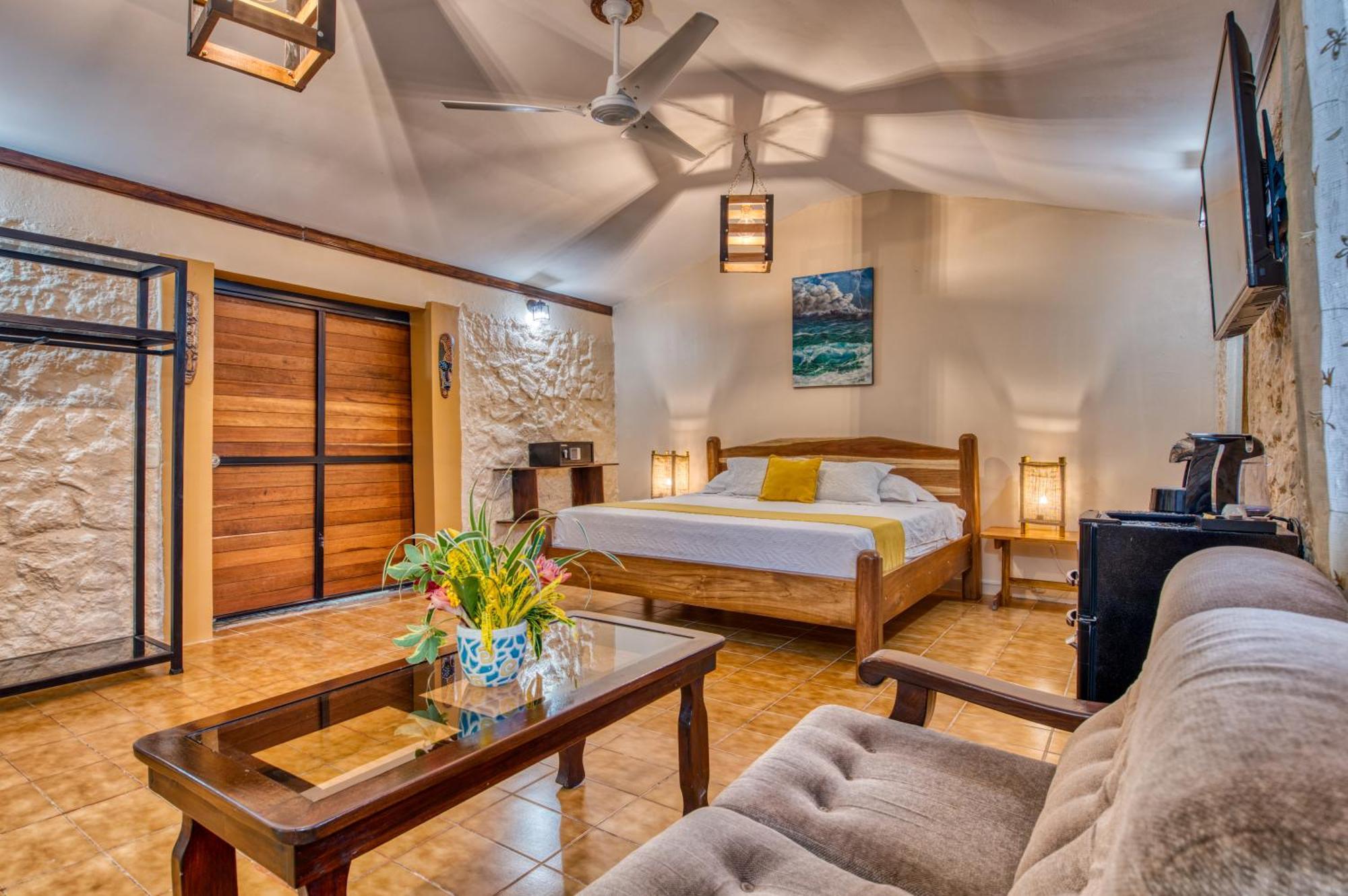 Atlantida Lodge Cahuita Eksteriør bilde